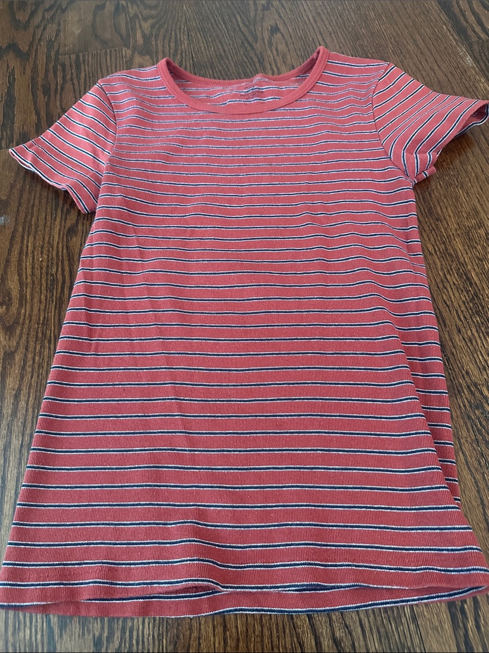 Brandy Melville Rust Red Striped Ribbed Tee. All my listings $6 shipping not $12
